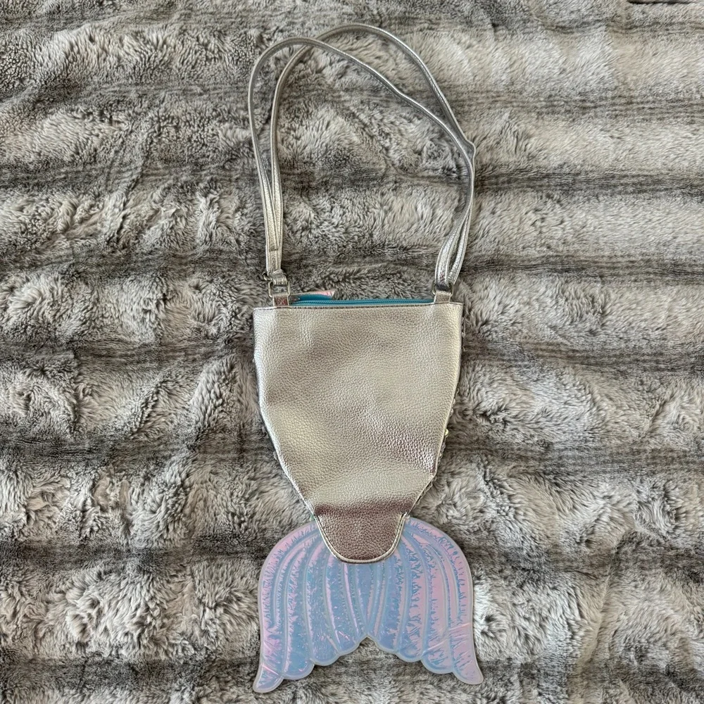 p.s. Aeropostale Kids Girls Mermaid Tail Sequin Shoulder Bag Iridescent Blue